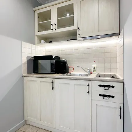 Sm Lovely On The First Line In * סוזופול