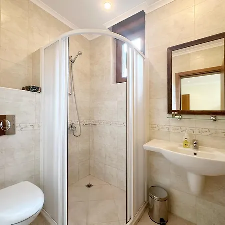 דירה Sm Lovely On The First Line In *