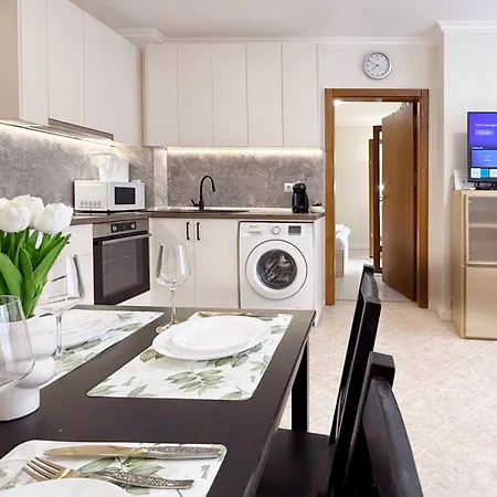 דירה Sm Lovely On The First Line In *