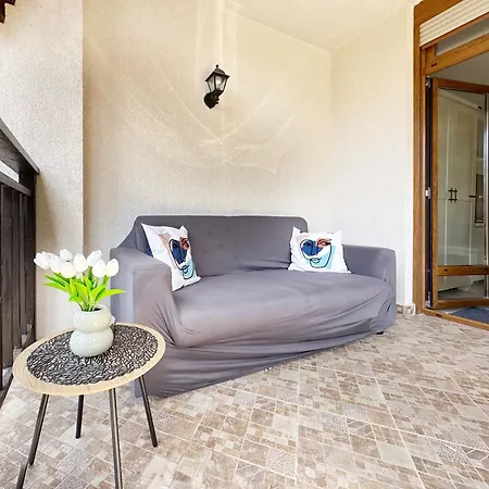 Sm Lovely On The First Line In Appartement