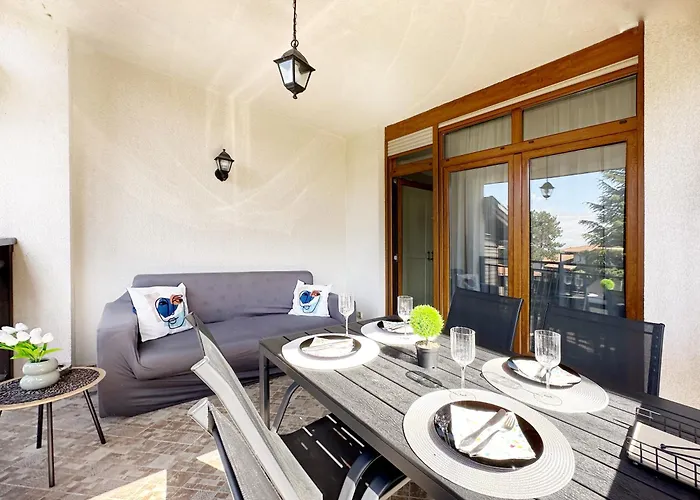 Διαμέρισμα Sm Lovely On The First Line In Σωζόπολη