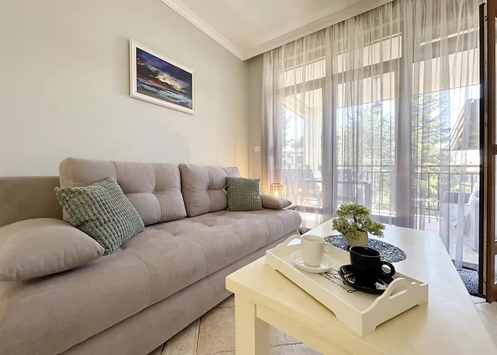 Sm Lovely On The First Line In Διαμέρισμα *