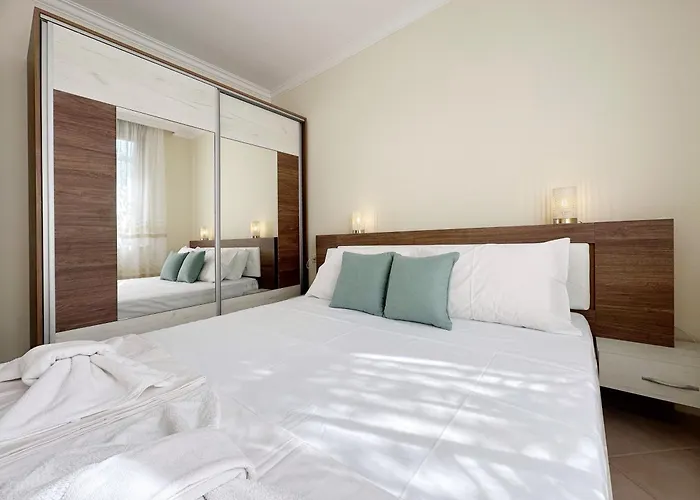 Sm Lovely On The First Line In *