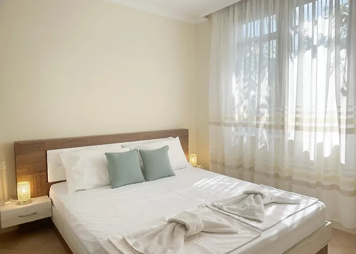 Sm Lovely On The First Line In * Σωζόπολη