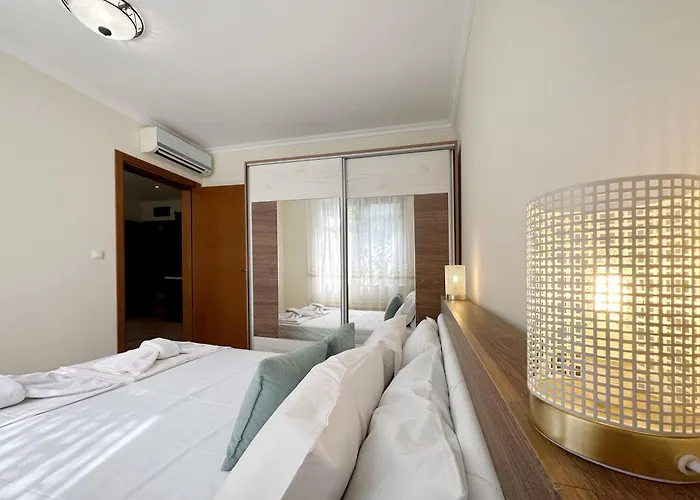 Sm Lovely On The First Line In * Σωζόπολη